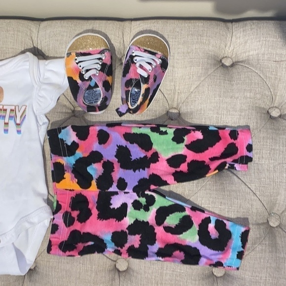 Weeplay Baby 3 Piece Set with Shoes Size 3/6M - Picture 3 of 10